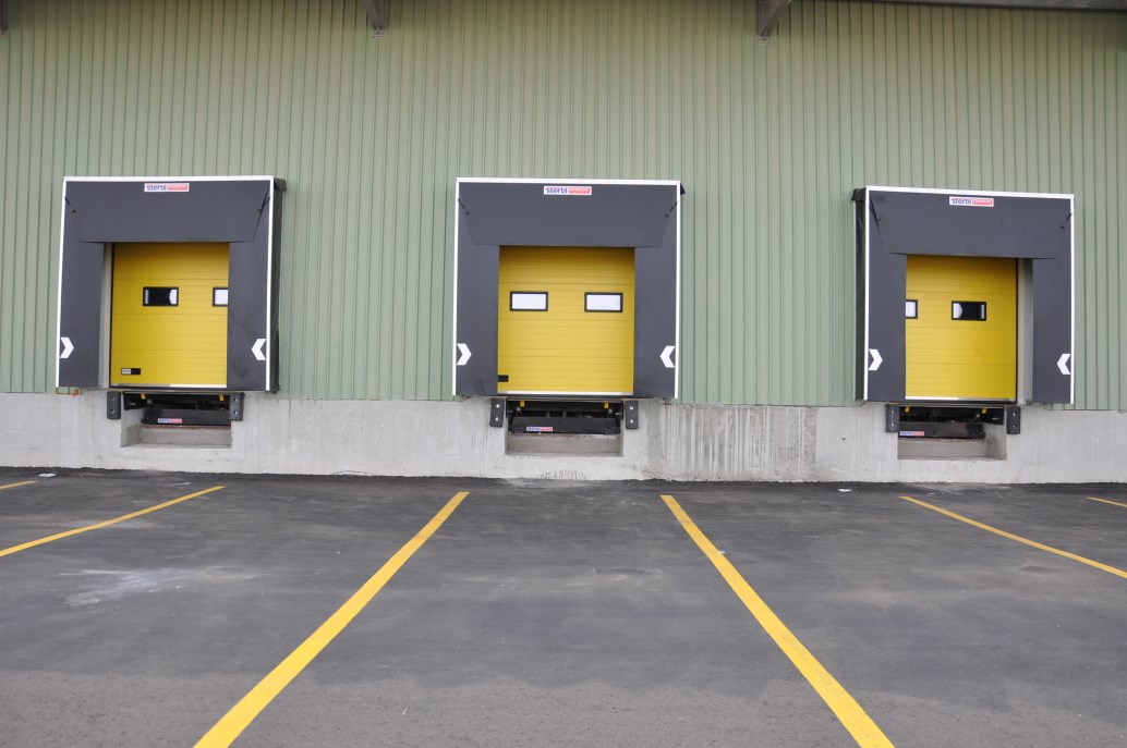 Loading / Unloading Bays